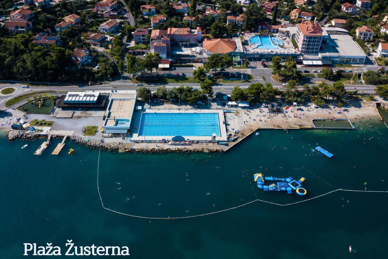 Apartma Zusterna Za Bazenom Koper Exterior foto
